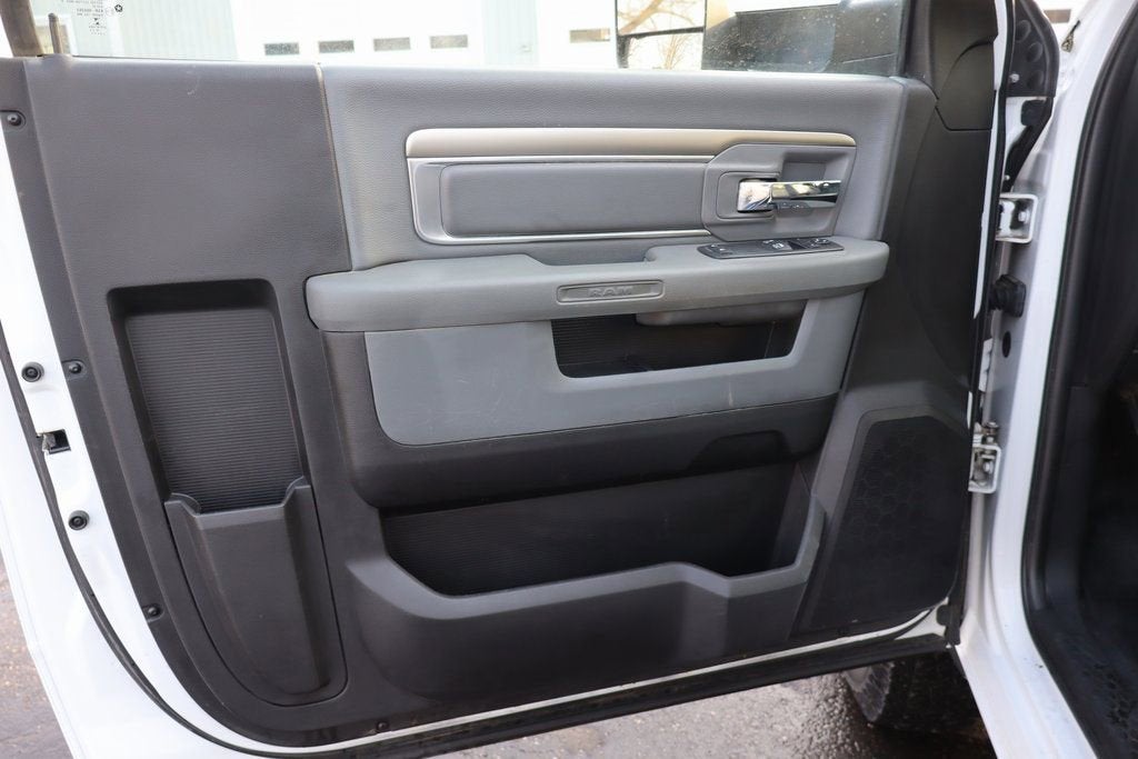 2018 RAM 3500 Chassis Cab Tradesman