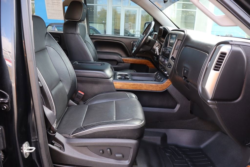 2017 Chevrolet Silverado 1500 High Country