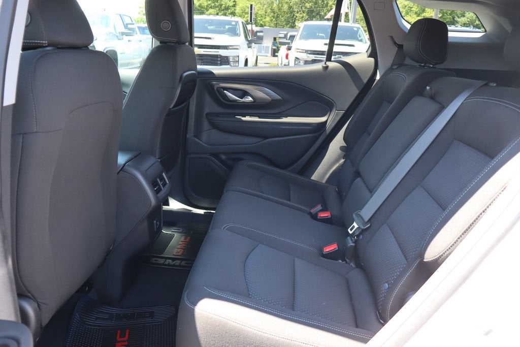 2023 GMC Terrain Base