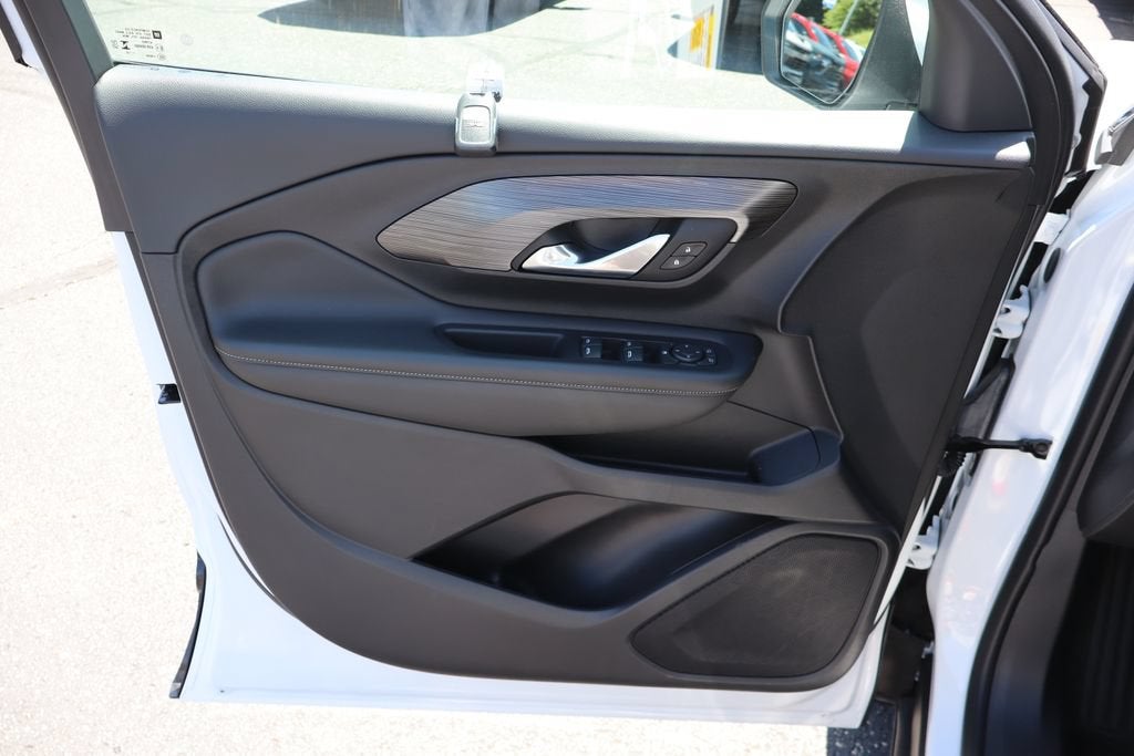 2023 GMC Terrain Base