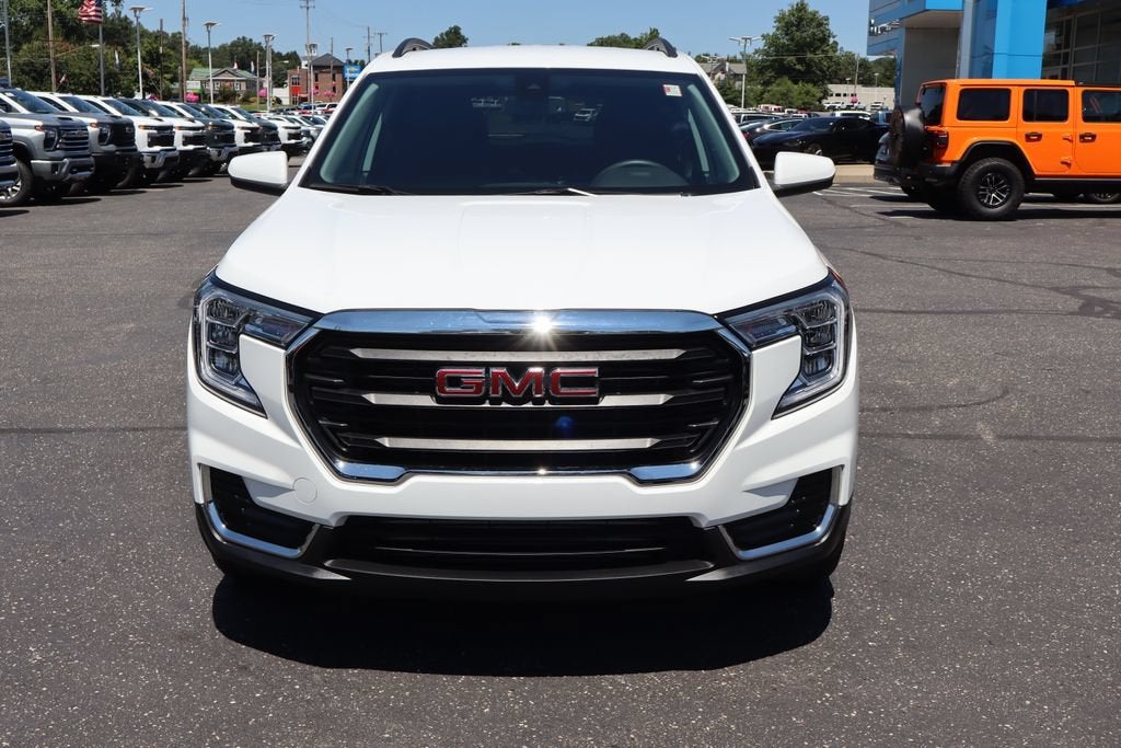 2023 GMC Terrain Base