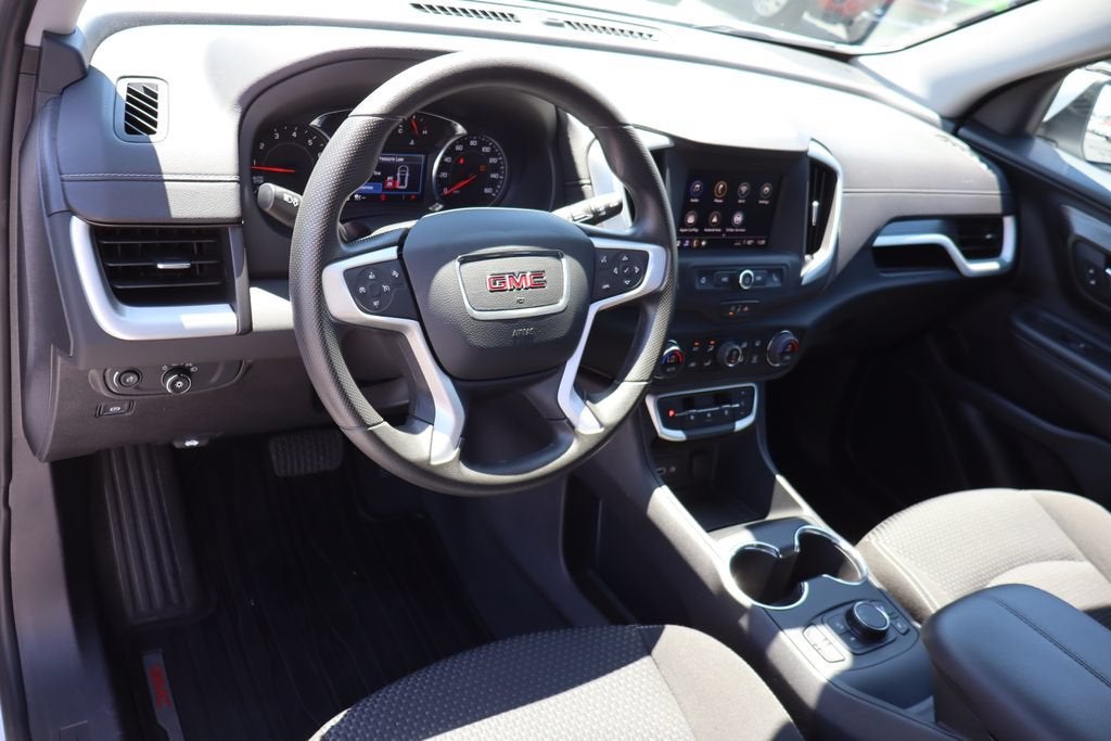 2023 GMC Terrain Base