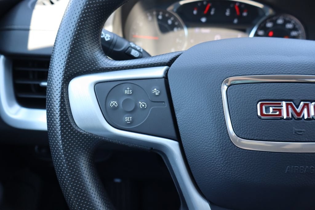2023 GMC Terrain Base