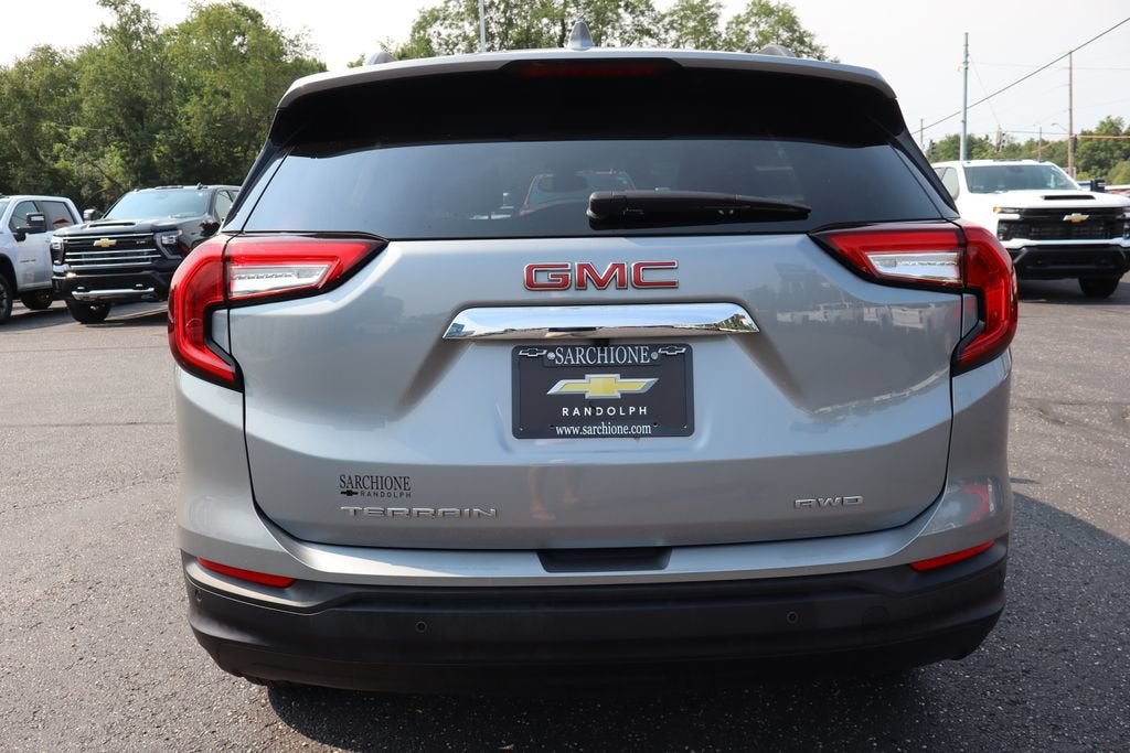 2023 GMC Terrain SLE