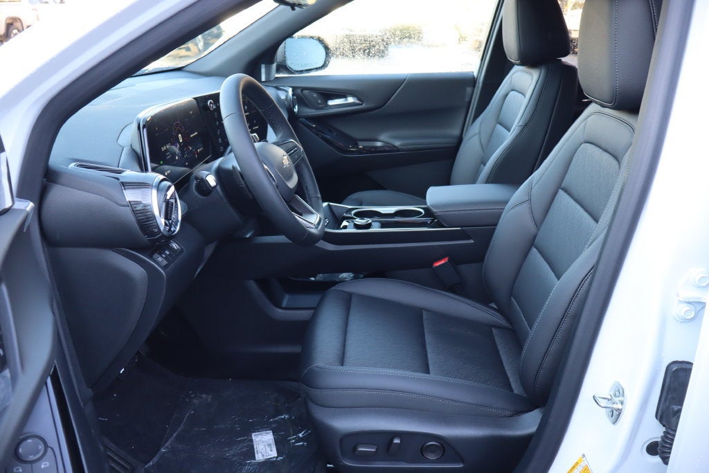 2027 Chevrolet Equinox Base