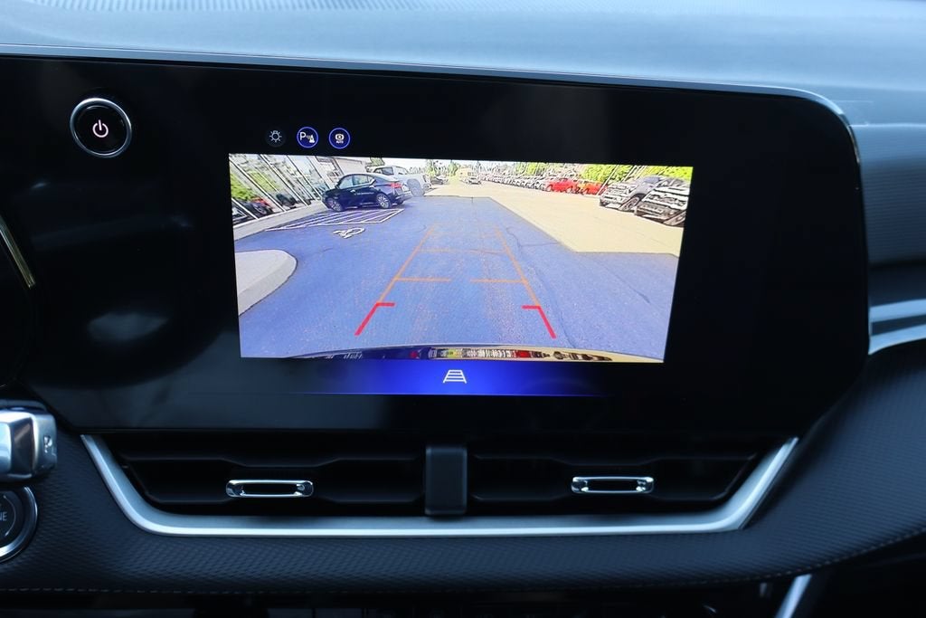 2027 Chevrolet Equinox LT - Photo 13
