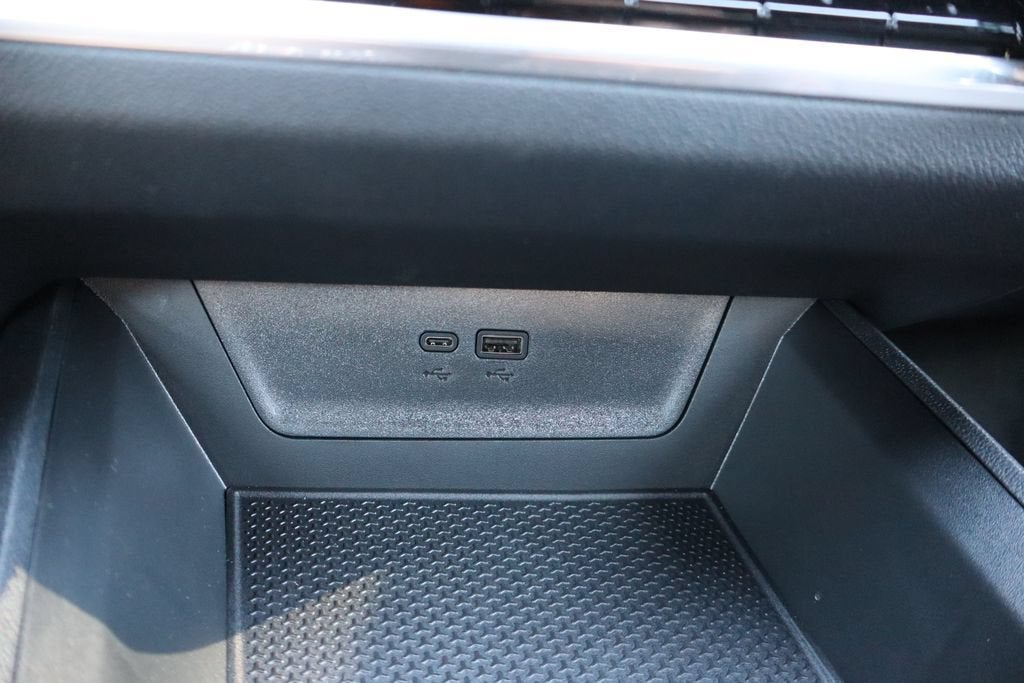 2027 Chevrolet Equinox Base