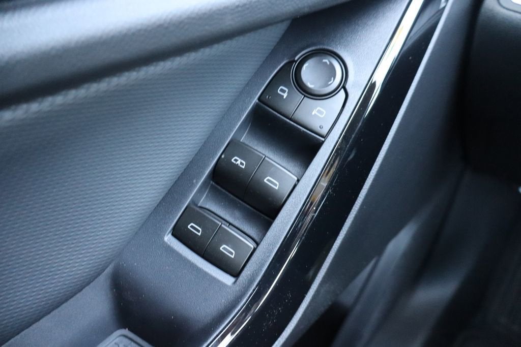 2026 Chevrolet Equinox Base