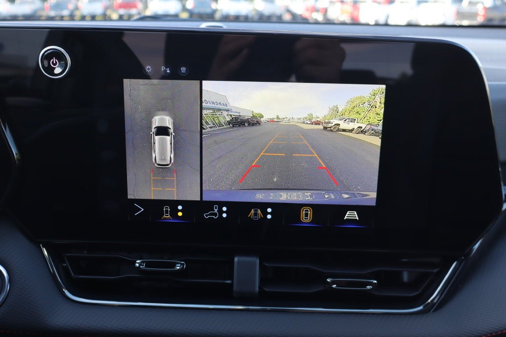 2027 Chevrolet Equinox Base