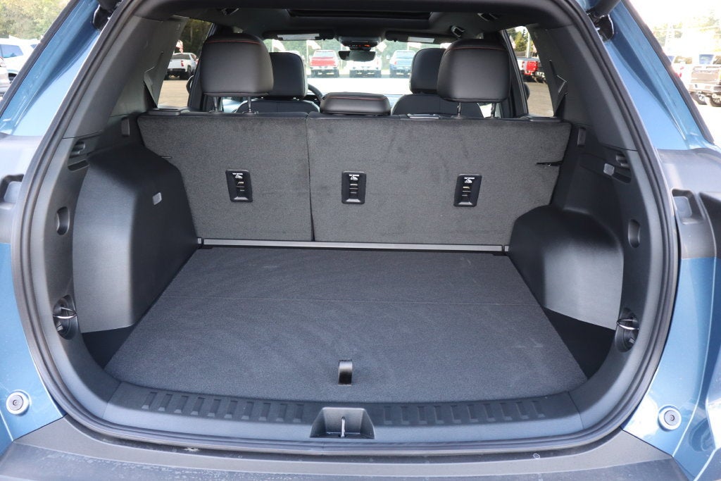 2027 Chevrolet Equinox Base