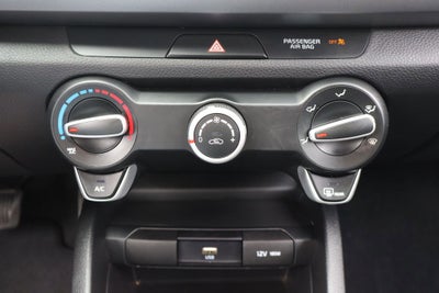 2022 Kia Rio S