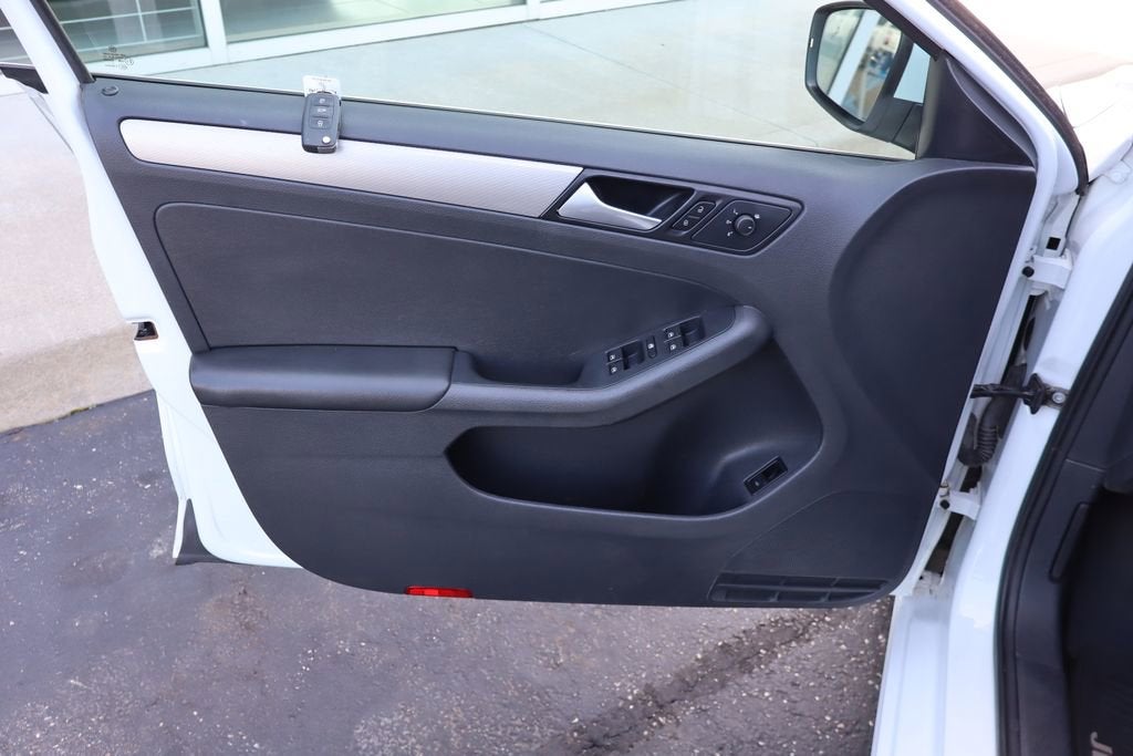 2018 Volkswagen Jetta Base