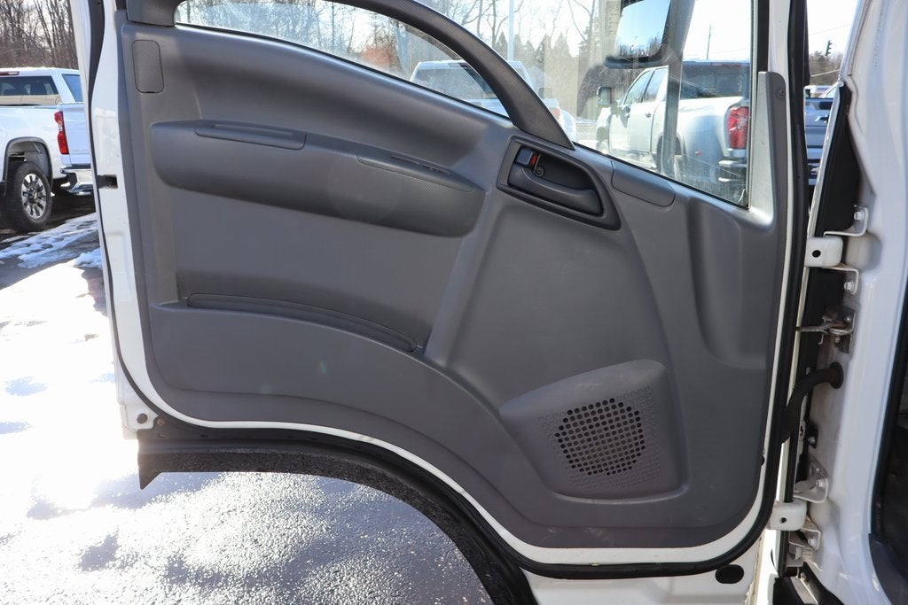 2017 Chevrolet Low Cab Forward 4500 Base