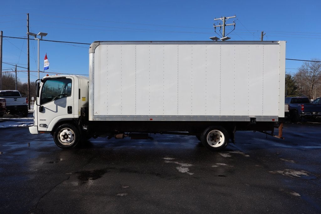 2017 Chevrolet Low Cab Forward 4500 Base