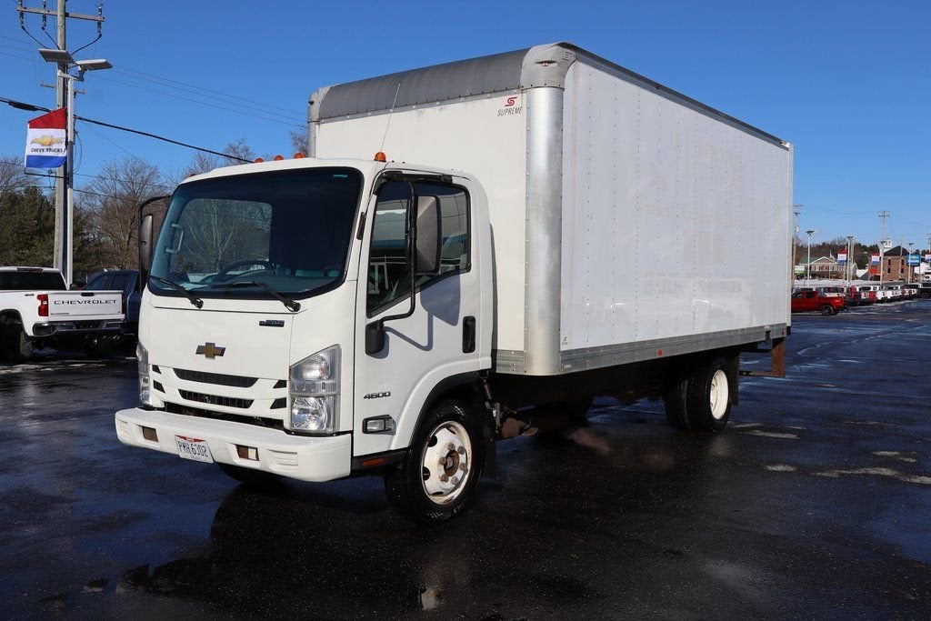 2017 Chevrolet Low Cab Forward 4500 Base