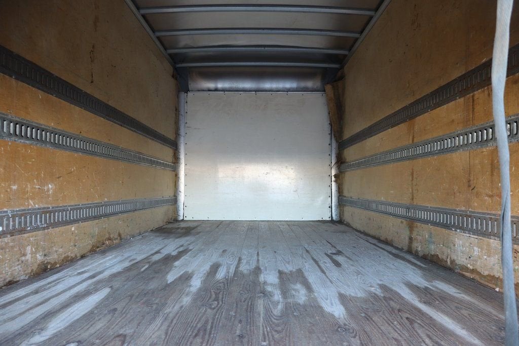 2017 Chevrolet Low Cab Forward 4500 Base