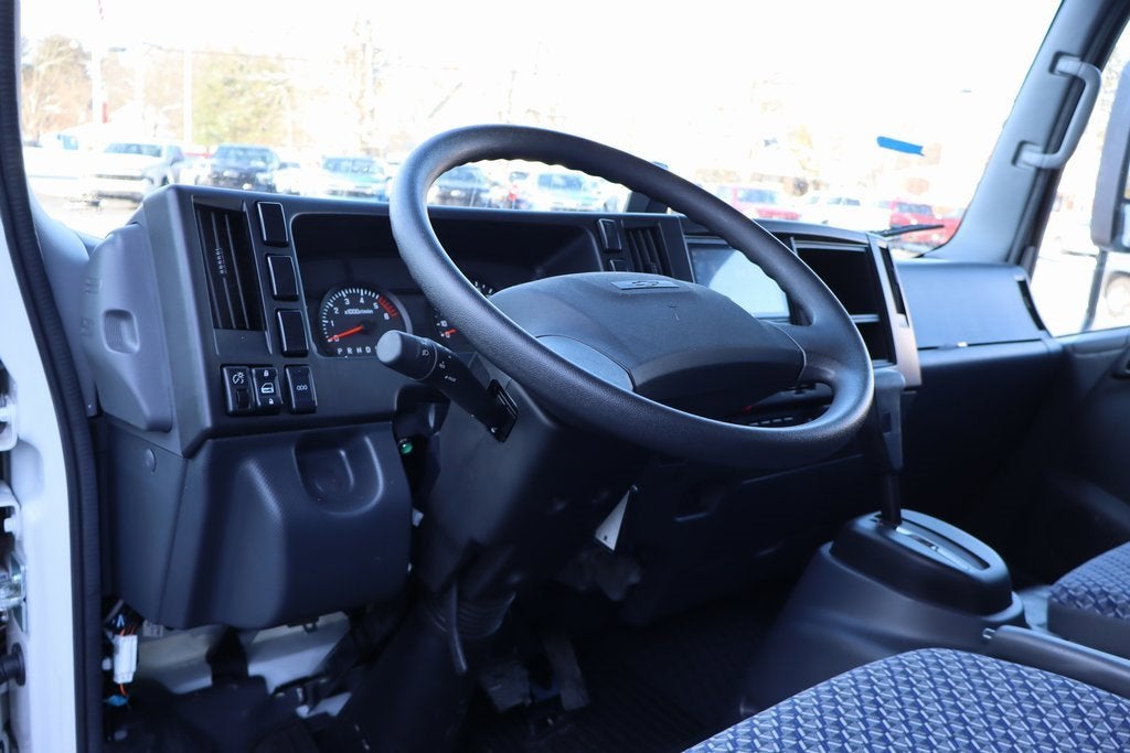 2025 Chevrolet Low Cab Forward 4500 Base