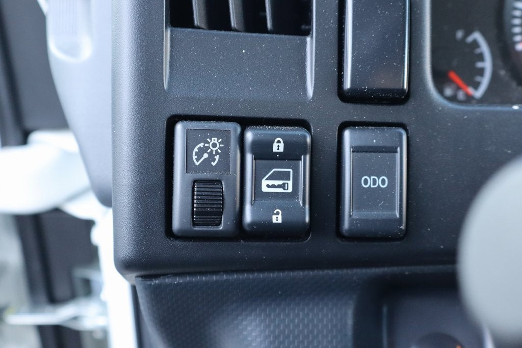 2025 Chevrolet Low Cab Forward 4500 Base