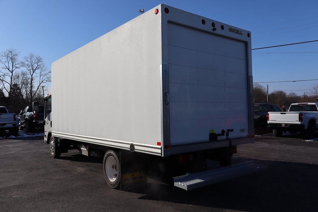 2025 Chevrolet Low Cab Forward 4500 Base