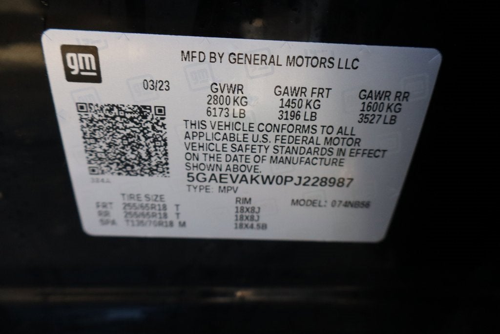 2023 Buick Enclave Essence