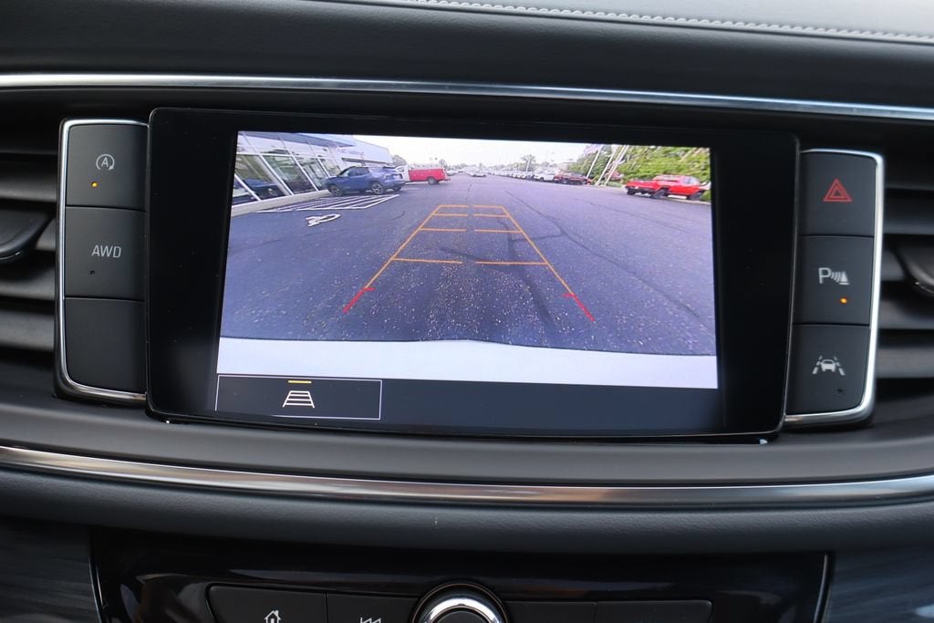 2023 Buick Enclave Essence - Photo 10