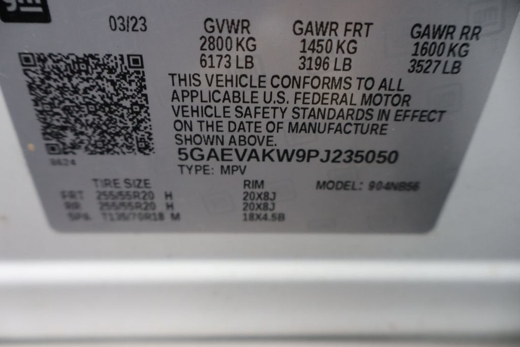 2023 Buick Enclave Essence