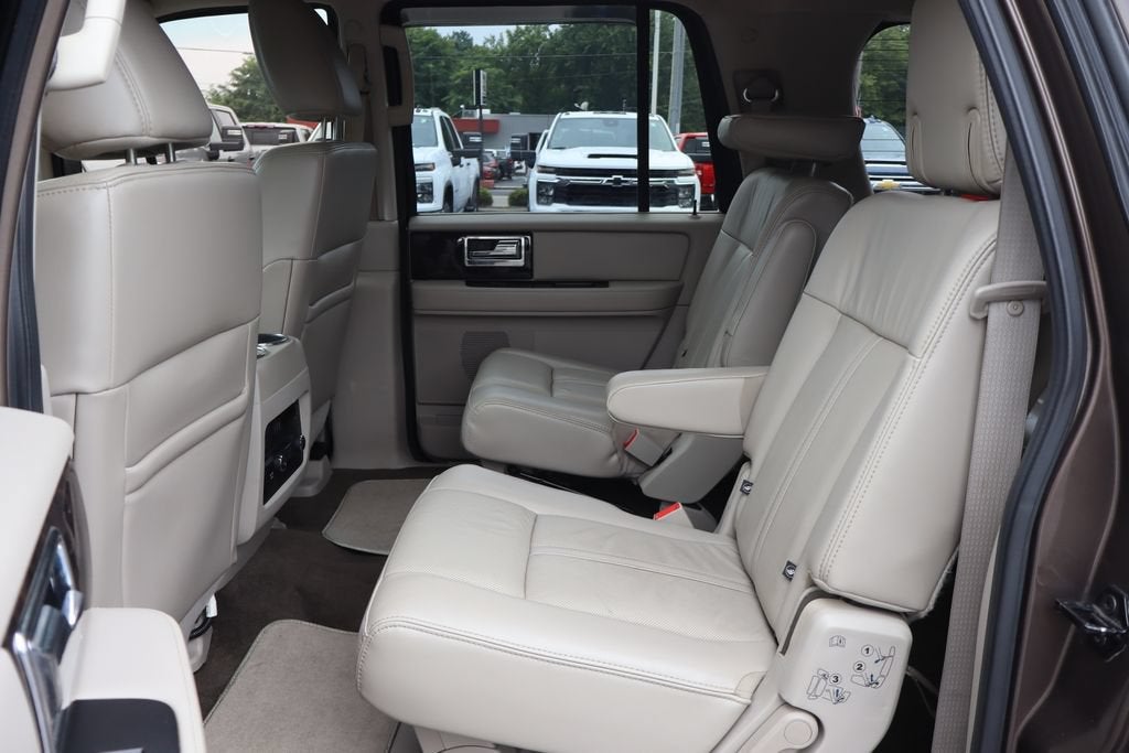 2017 Lincoln Navigator L Select