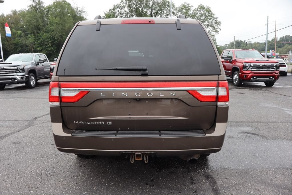2017 Lincoln Navigator L Select