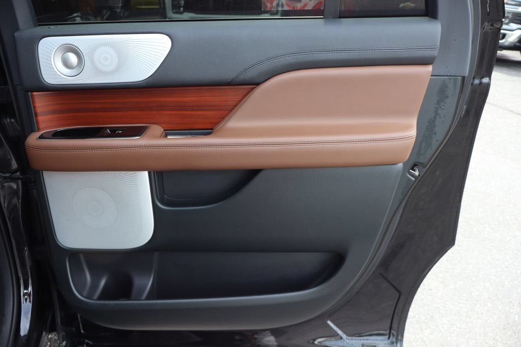 2024 Lincoln Navigator L Reserve
