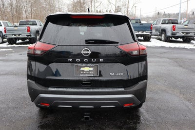2022 Nissan Rogue SL
