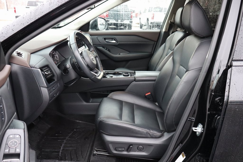 2022 Nissan Rogue SL