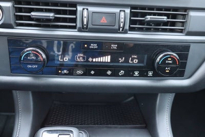 2023 Nissan Pathfinder S