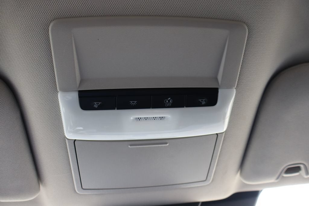 2023 Nissan Pathfinder S