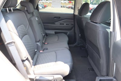 2023 Nissan Pathfinder S