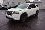 2023 Nissan Pathfinder S