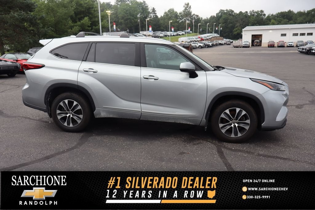 2022 Toyota Highlander XLE