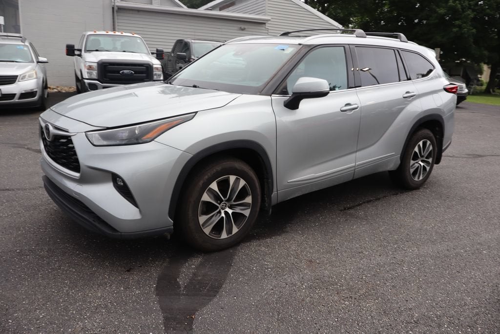 2022 Toyota Highlander XLE