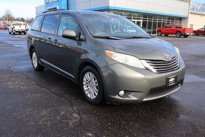 2012 Toyota Sienna XLE AAS