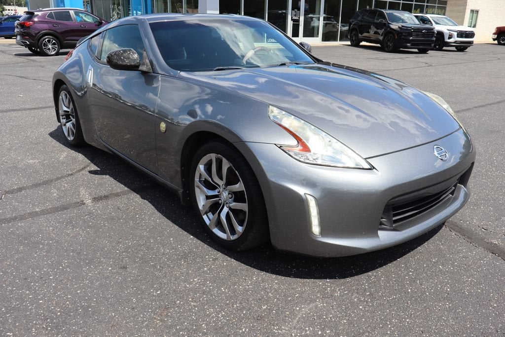 2016 Nissan 370Z Base