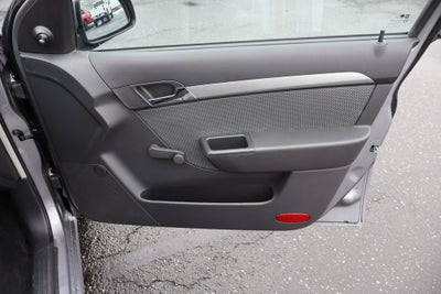 2011 Chevrolet Aveo LT w/1LT