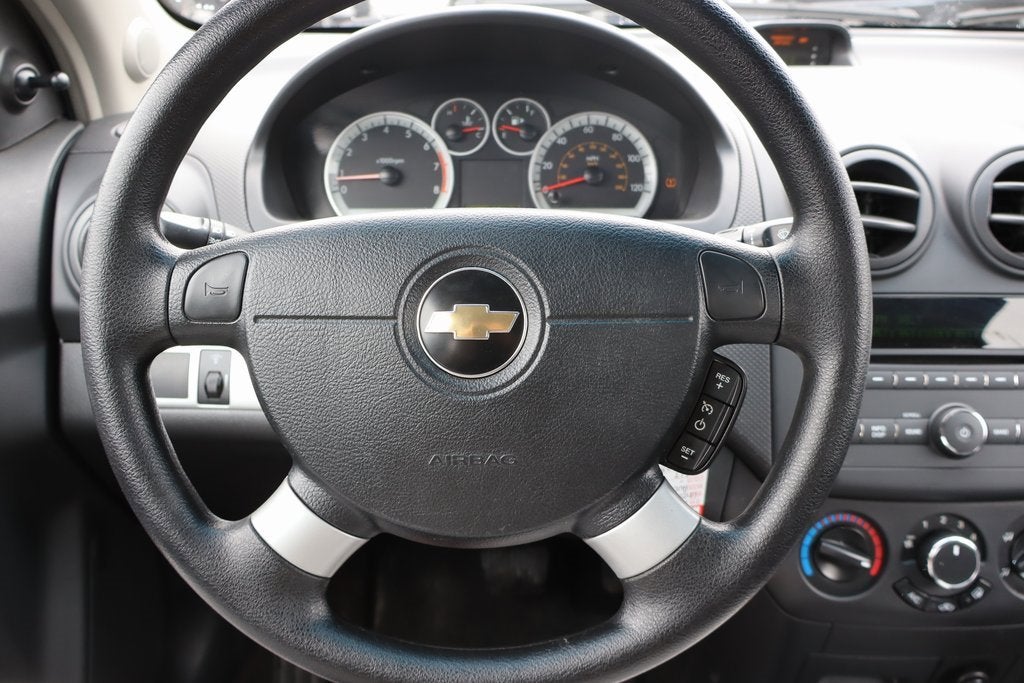 2011 Chevrolet Aveo LT w/1LT