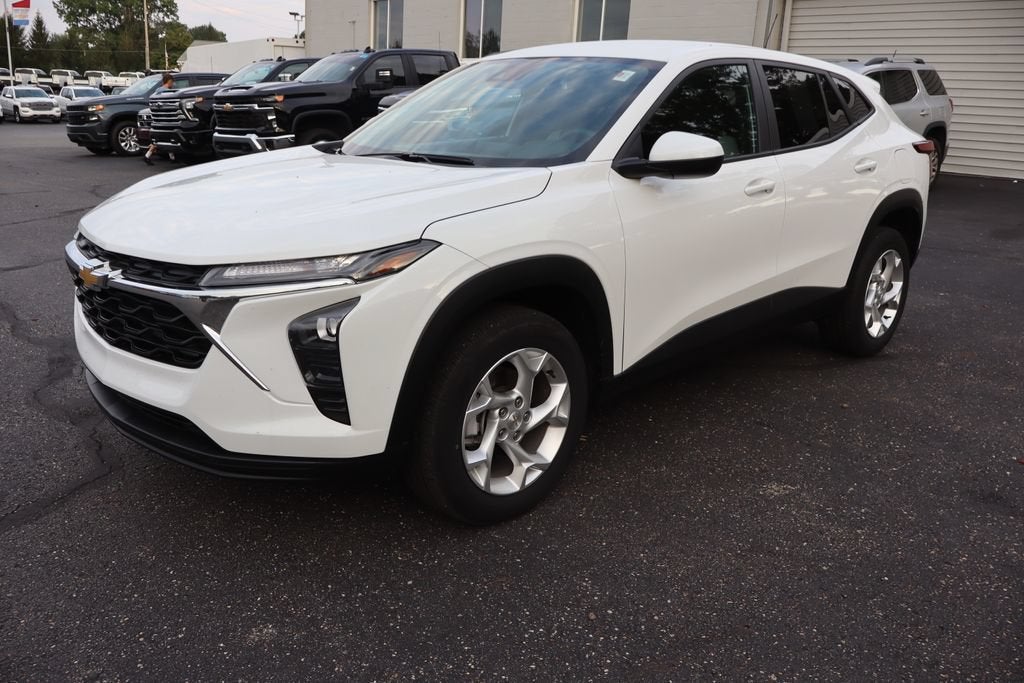 2024 Chevrolet Trax LS