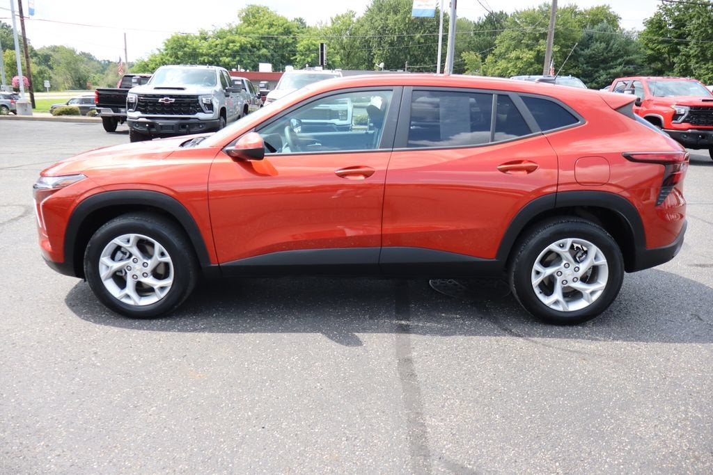 2024 Chevrolet Trax LS