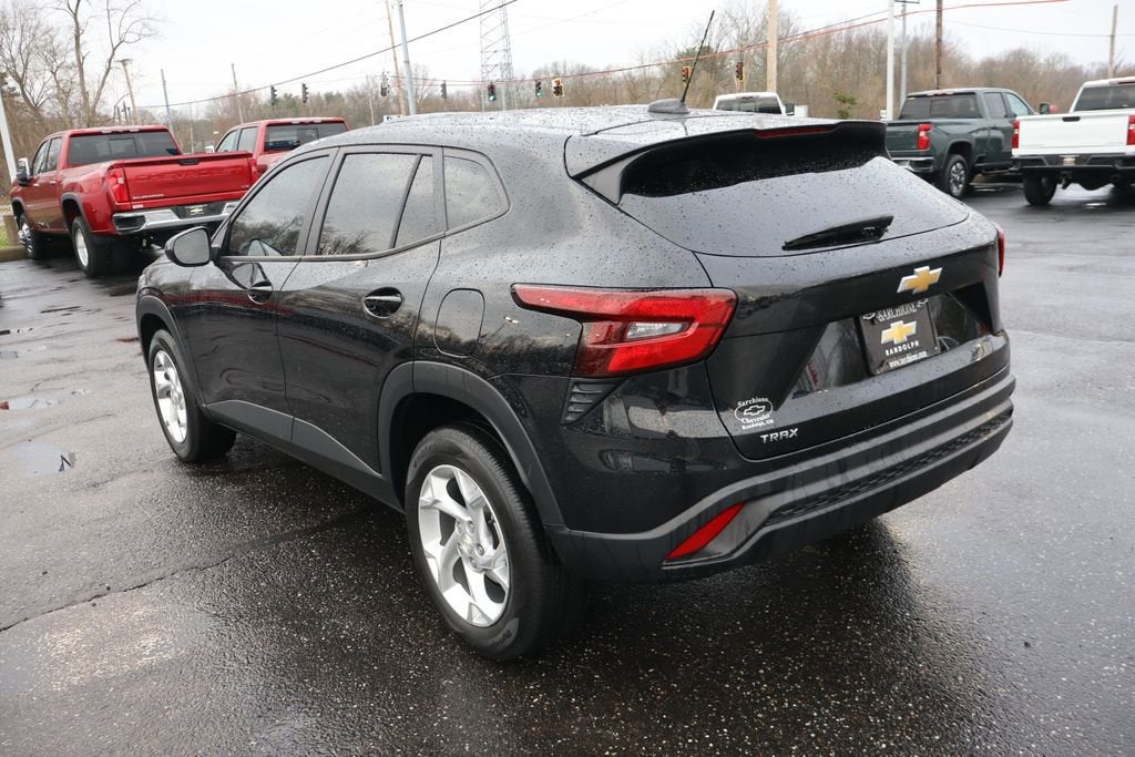 2024 Chevrolet Trax LS
