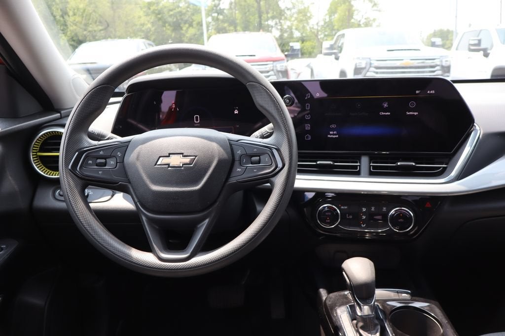 2024 Chevrolet Trax LT