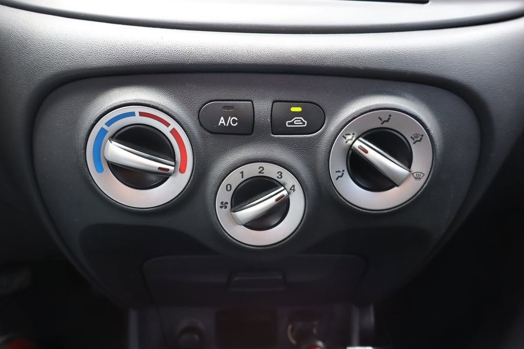 2010 Hyundai Accent GS