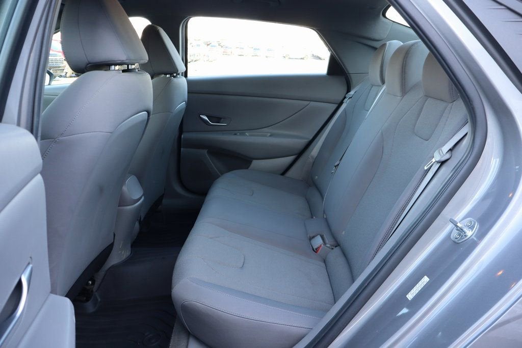 2021 Hyundai Elantra SE