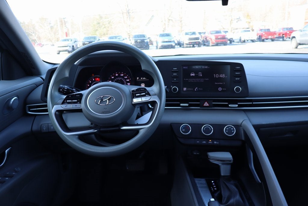 2021 Hyundai Elantra SE