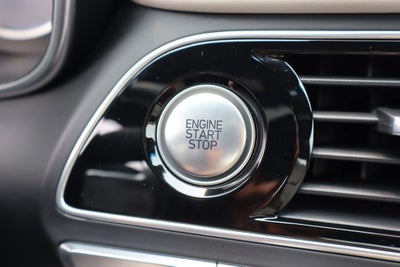 2023 Genesis G70 Base