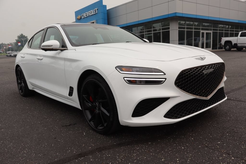 2023 Genesis G70 Base